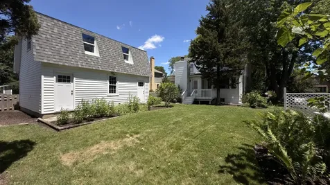 622 North President Street Wheaton IL 60187