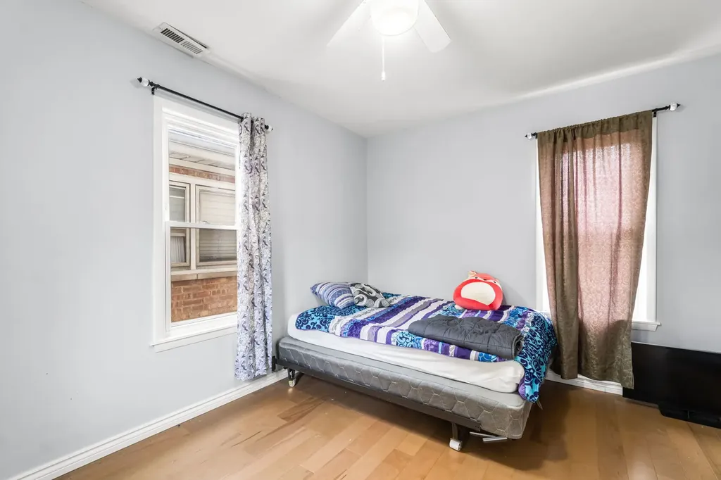 3521 West 64th Street Chicago IL 60629