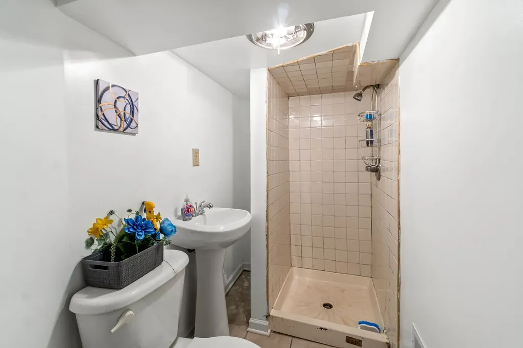 3521 West 64th Street Chicago IL 60629