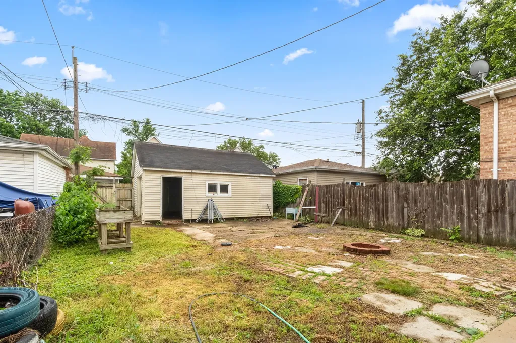 3521 West 64th Street Chicago IL 60629
