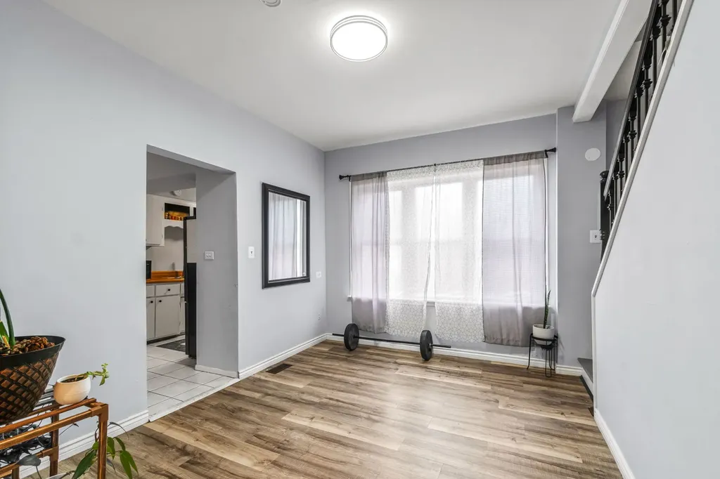 3521 West 64th Street Chicago IL 60629