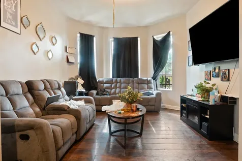 7123 South Green Street Chicago IL 60621
