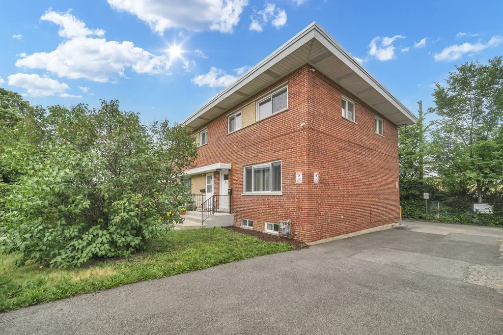 47 East Judith Ann Drive Mount Prospect IL 60056