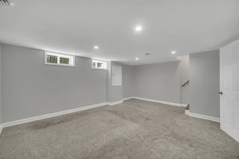 47 East Judith Ann Drive Mount Prospect IL 60056