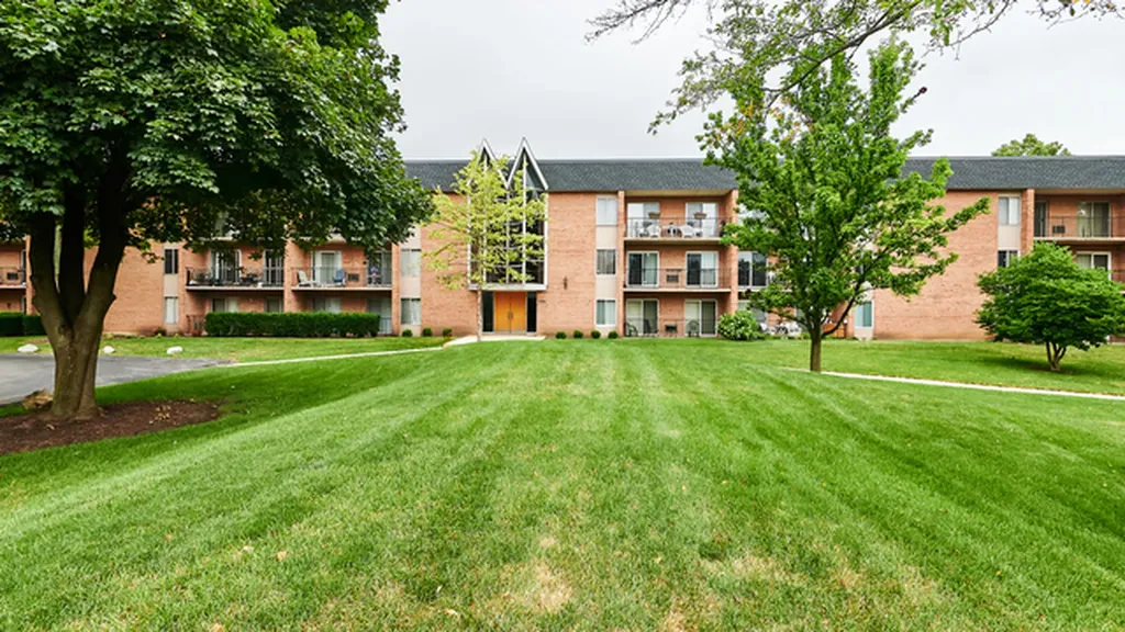 1104 North Mill Street Naperville IL 60563