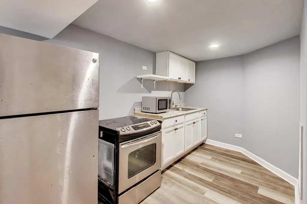 1218 North Mason Avenue Chicago IL 60651