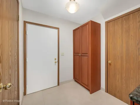 7926 Stewart Drive Darien IL 60561