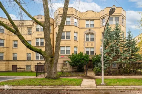 6312 North Artesian Avenue Chicago IL 60659