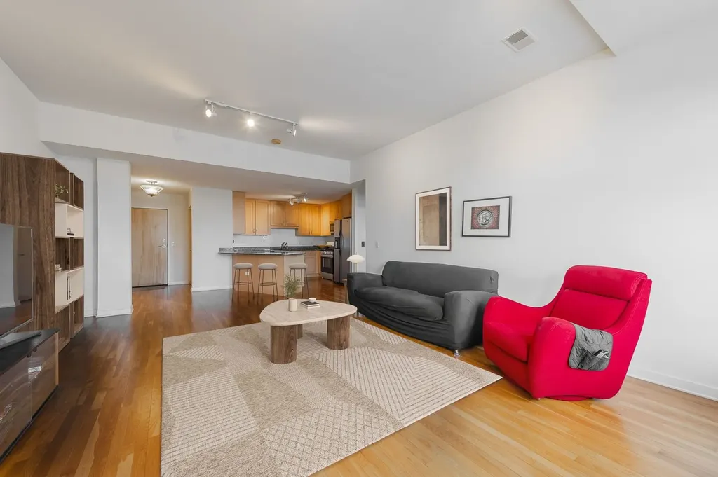 1935 South Archer Avenue Chicago IL 60616