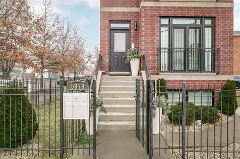 5979 North Elston Avenue Chicago IL 60646