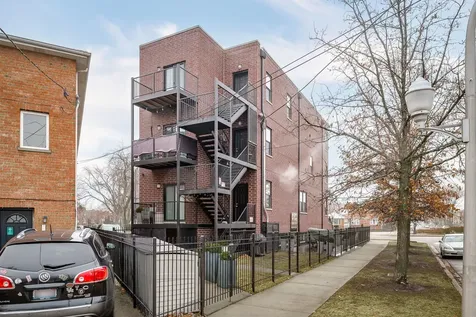 5979 North Elston Avenue Chicago IL 60646