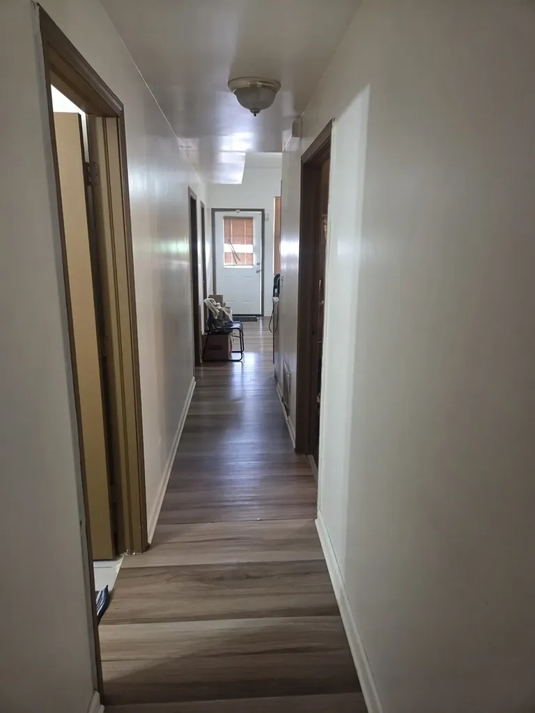 8729 South Commercial Avenue Chicago IL 60617