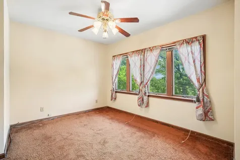 1571 34TH Avenue Moline IL 61265