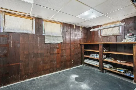 1571 34TH Avenue Moline IL 61265