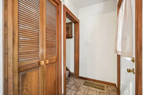 1571 34TH Avenue Moline IL 61265