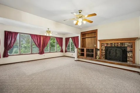 1571 34TH Avenue Moline IL 61265