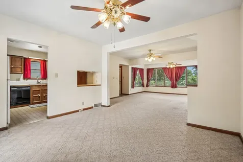 1571 34TH Avenue Moline IL 61265