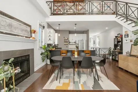 1067 North Hermitage Avenue Chicago IL 60622
