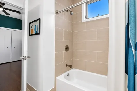 1067 North Hermitage Avenue Chicago IL 60622