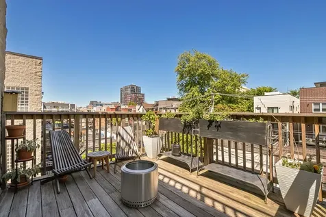 1067 North Hermitage Avenue Chicago IL 60622