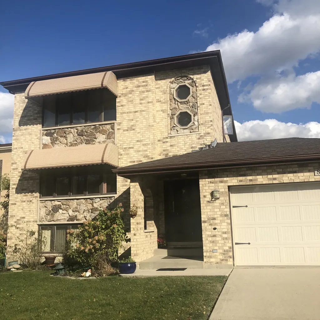 8841 North Chester Avenue Niles IL 60714