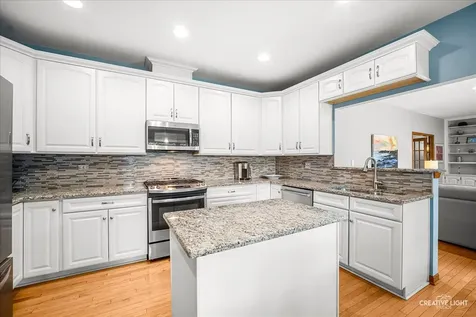 1N211 Coventry Drive Carol Stream IL 60188