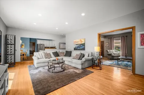 1N211 Coventry Drive Carol Stream IL 60188