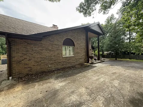 8951 West 99th Street Palos Hills IL 60465