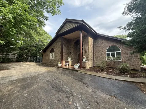 8951 West 99th Street Palos Hills IL 60465