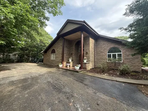 8951 West 99th Street Palos Hills IL 60465