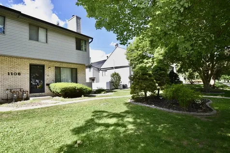 1106 East Jefferson Street Bloomington IL 61701