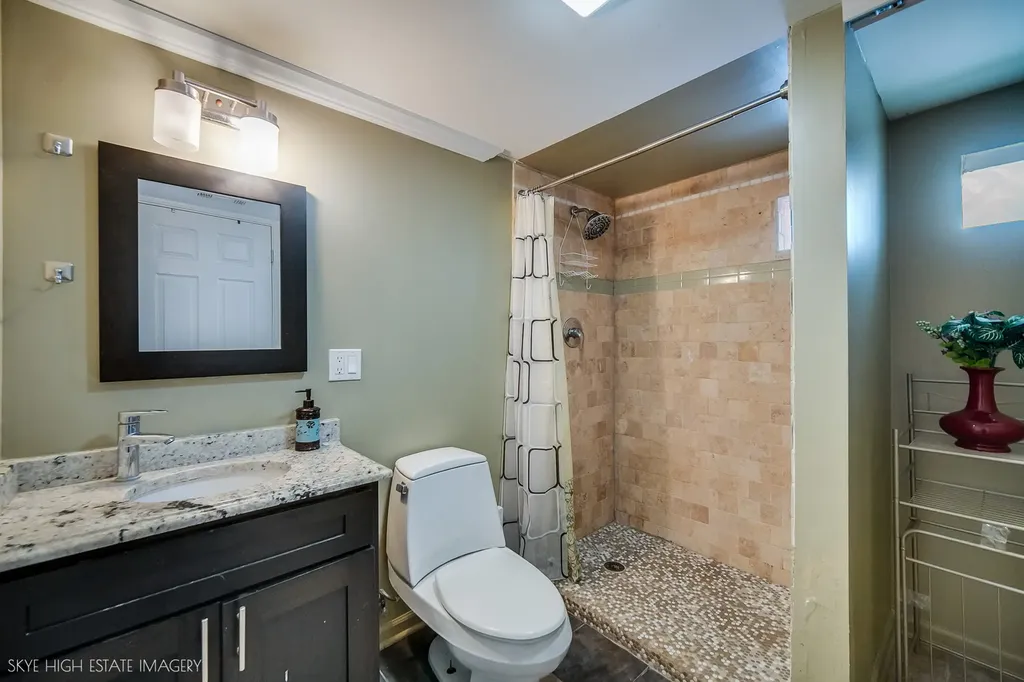 412 East 89th Place Chicago IL 60619