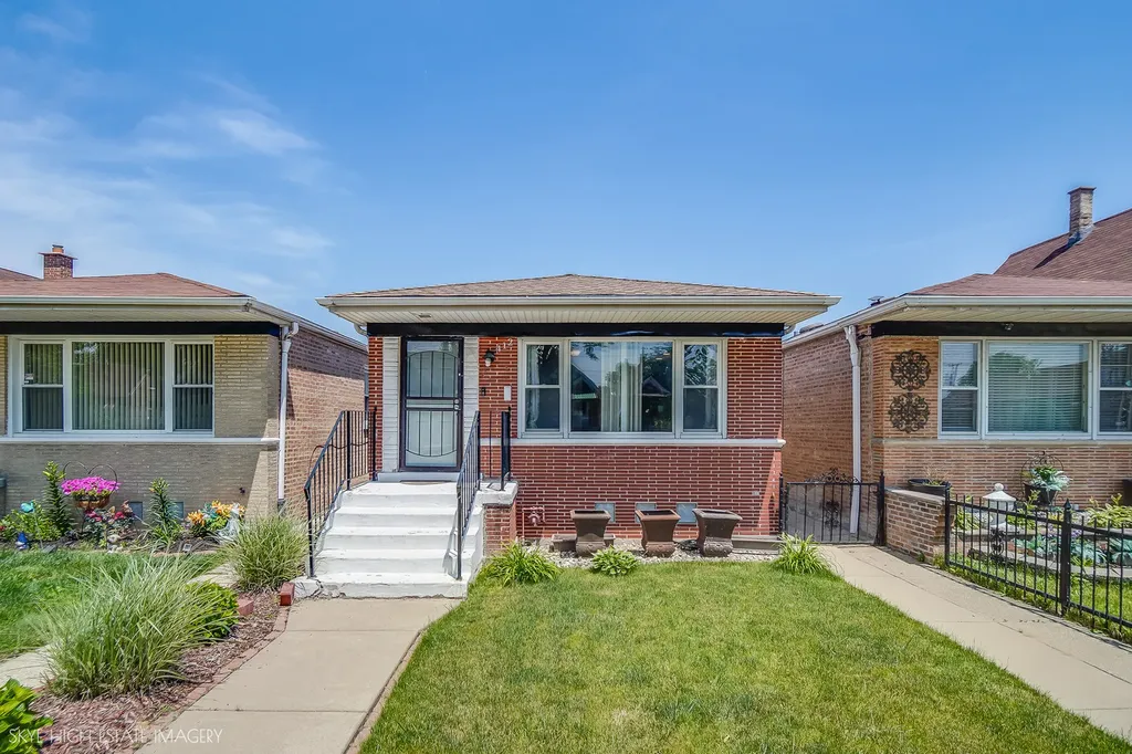 412 East 89th Place Chicago IL 60619