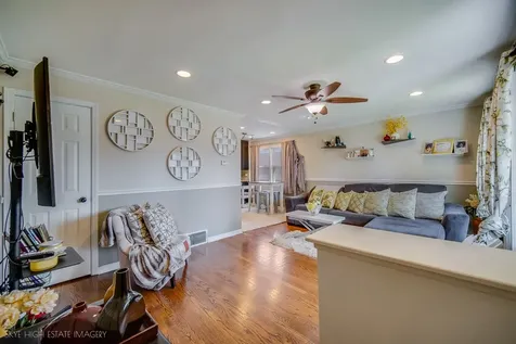 412 East 89th Place Chicago IL 60619