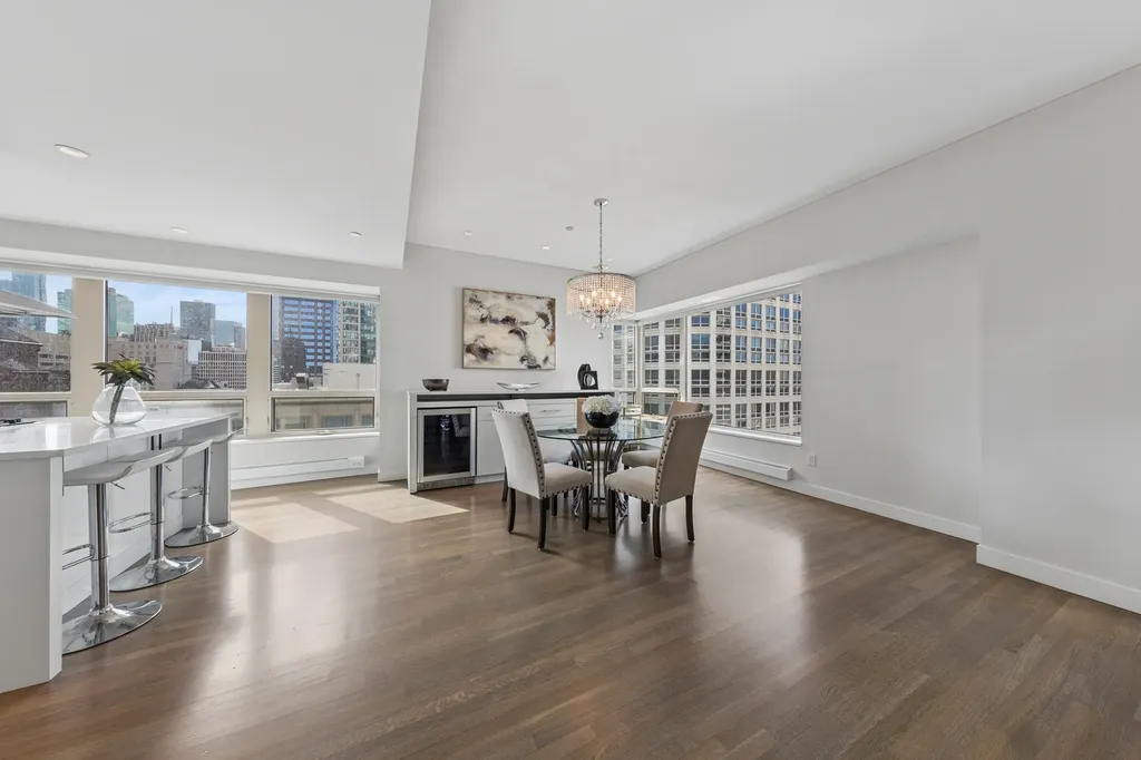 800 North Michigan Avenue Chicago IL 60611