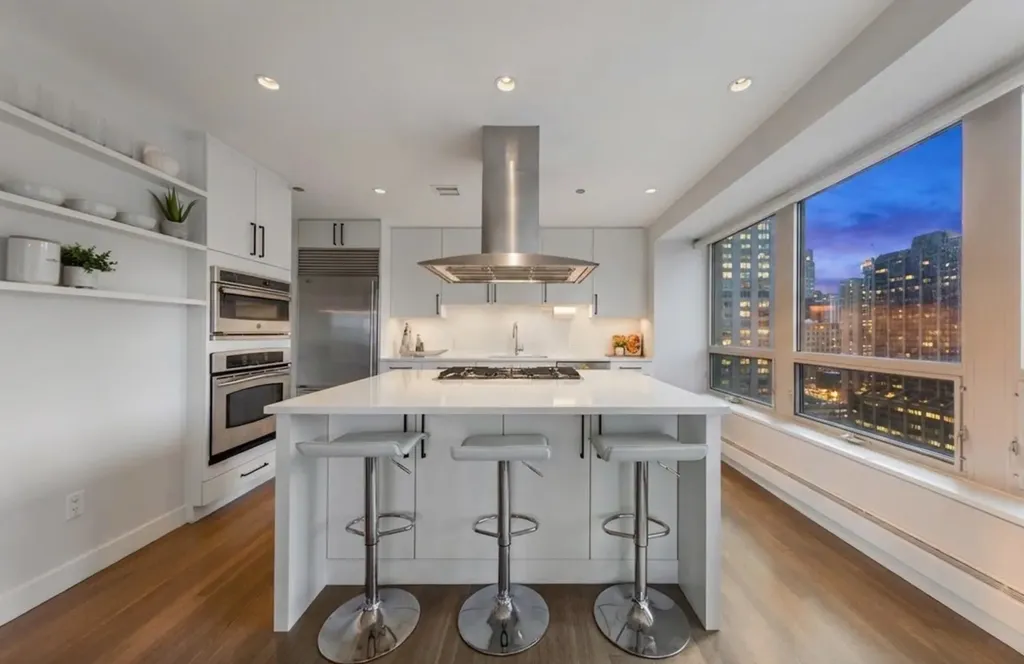 800 North Michigan Avenue Chicago IL 60611