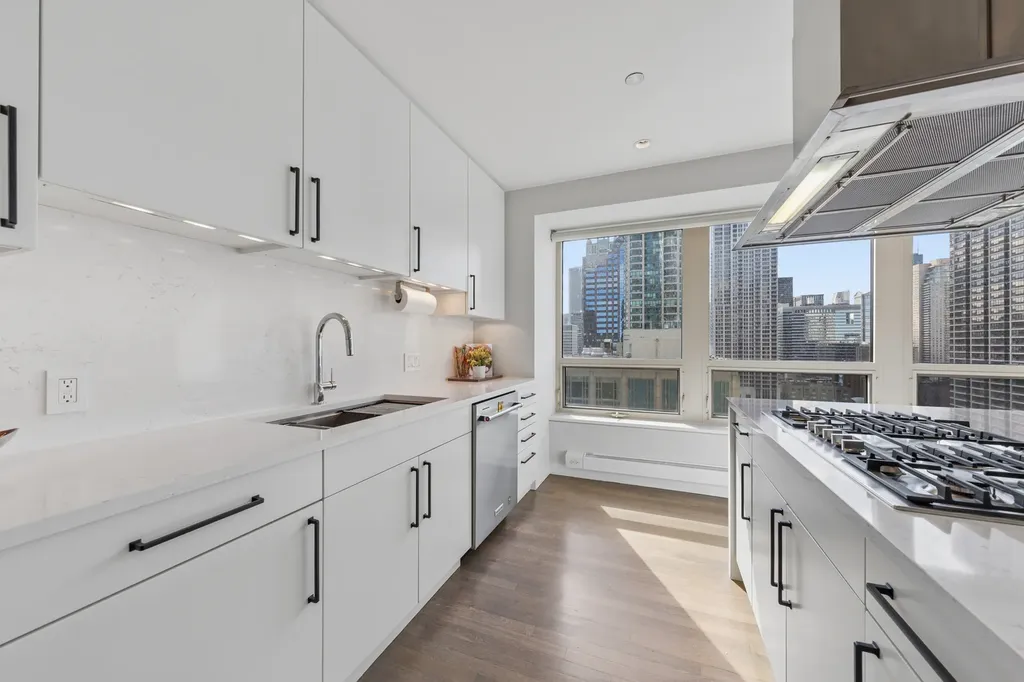 800 North Michigan Avenue Chicago IL 60611