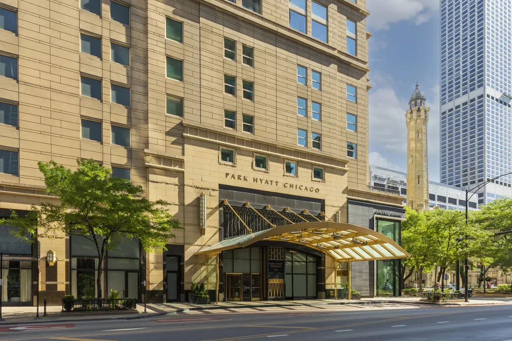 800 North Michigan Avenue Chicago IL 60611
