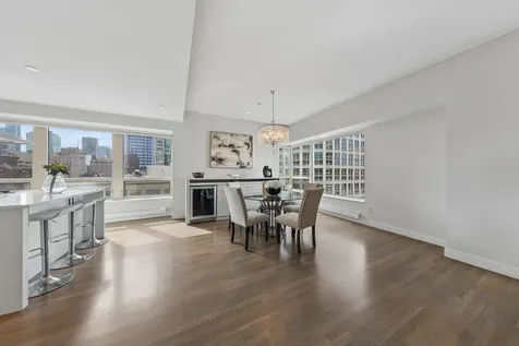 800 North Michigan Avenue Chicago IL 60611