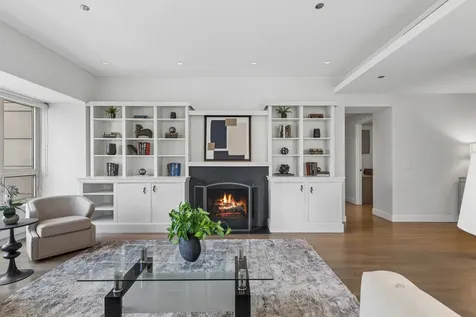 800 North Michigan Avenue Chicago IL 60611