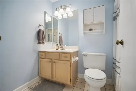 504 Carriage Hill Road Island Lake IL 60042