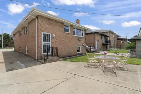 312 Luella Avenue Calumet City IL 60409
