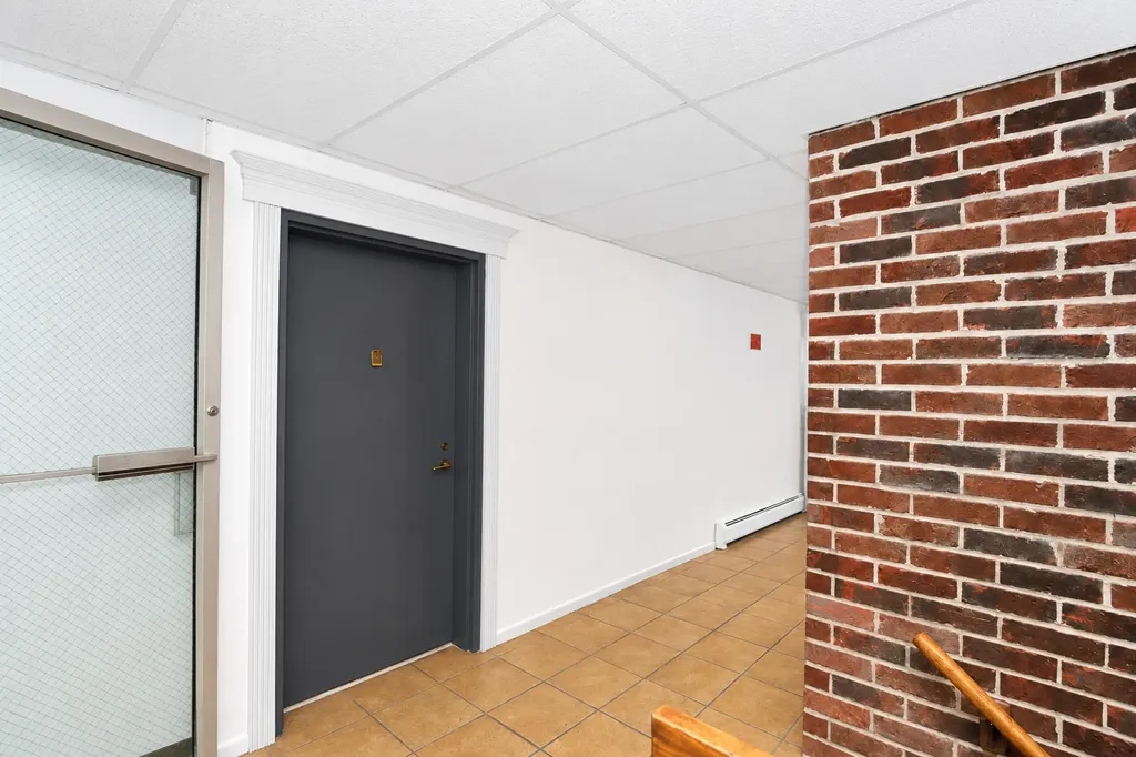 1041 West Ogden Avenue Naperville IL 60563