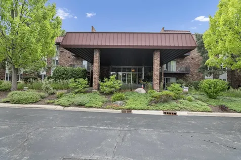 1041 West Ogden Avenue Naperville IL 60563