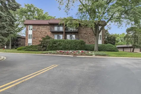 1041 West Ogden Avenue Naperville IL 60563