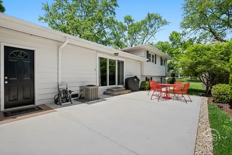325 Hemlock Lane Naperville IL 60540