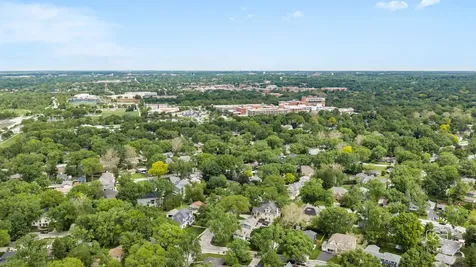 325 Hemlock Lane Naperville IL 60540