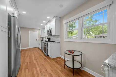 325 Hemlock Lane Naperville IL 60540