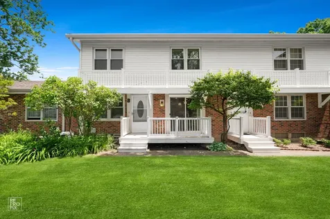 322 Fairchild Court Bloomingdale IL 60108
