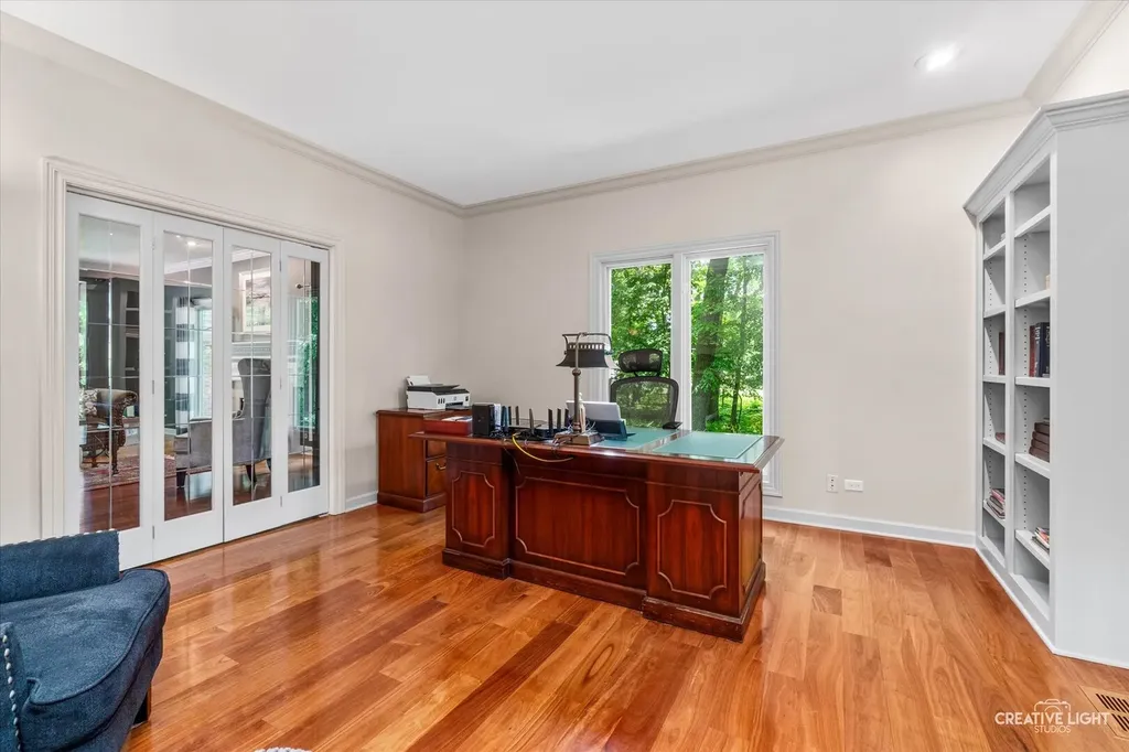 1585 Woodcrest Court Aurora IL 60502